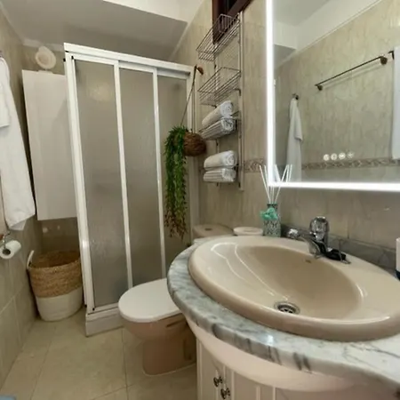 Apartamerica Garden - 150 Metres From The *