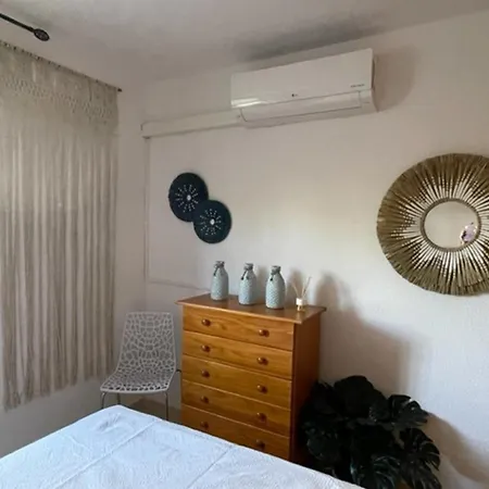 Apartamerica Garden - 150 Metres From The