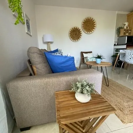 Apartament Apartamerica Garden - 150 Metres From The *