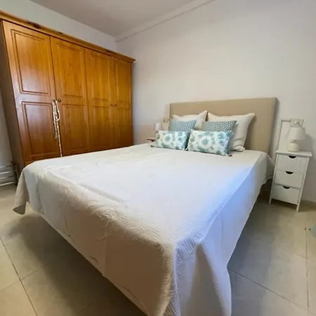 Apartment Apartamerica Garden - 150 Metres From The