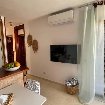 Apartamerica Garden - 150 Metres From The Apartament *