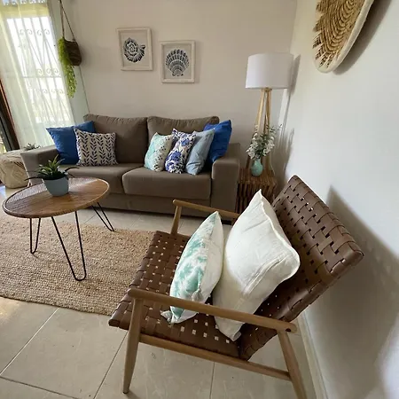 Apartamerica Garden - 150 Metres From The *